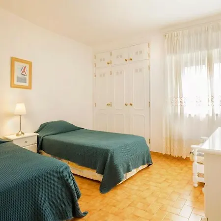 Daire Lovely Apart Across Dona Ana Beach And City Center *