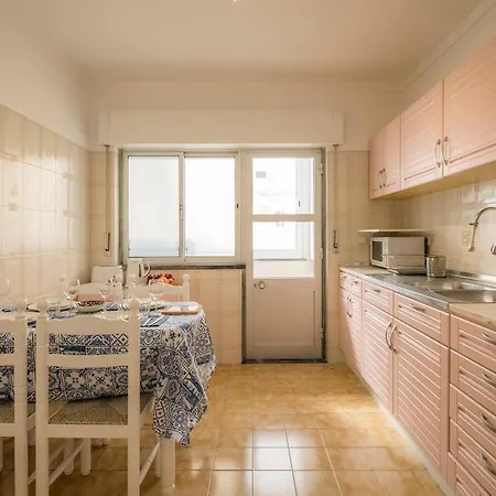 Lovely Apart Across Dona Ana Beach And City Center * Lagos