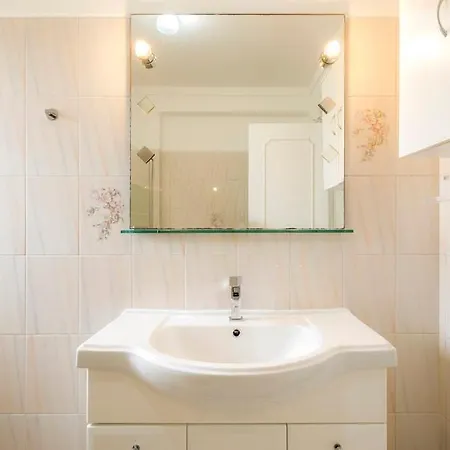 Lovely Apart Across Dona Ana Beach And City Center Lagos