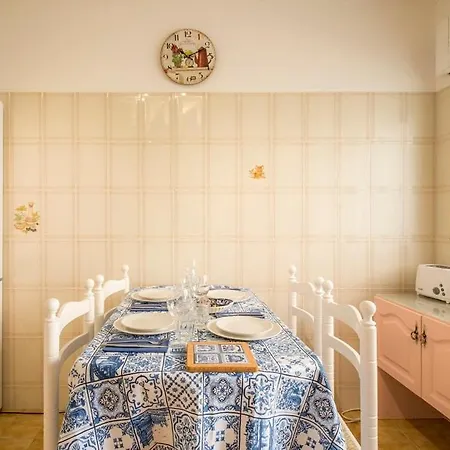 Lovely Apart Across Dona Ana Beach And City Center Lejlighed Lagos