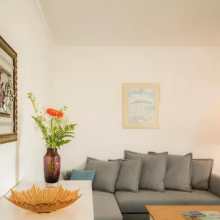 Lovely Apart Across Dona Ana Beach And City Center * Lagos
